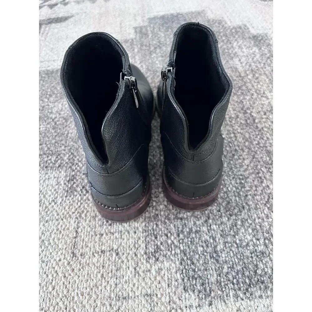 Franco Sarto sleek leather